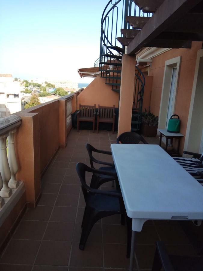 Precioso Atico En Torre De Benagalbon A 20 Metros Del Mar. Apartment Exterior photo